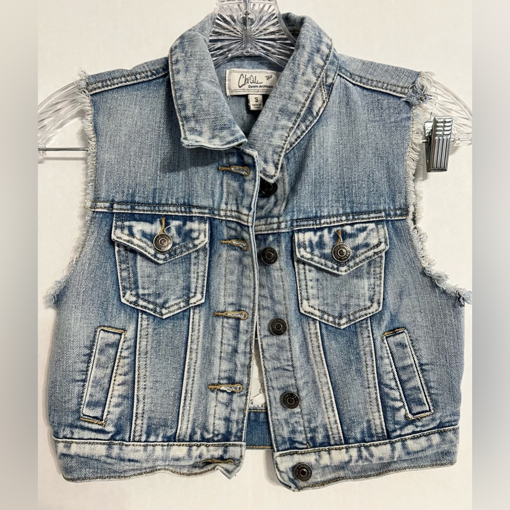 Chi Qle Girls & Lace Vest